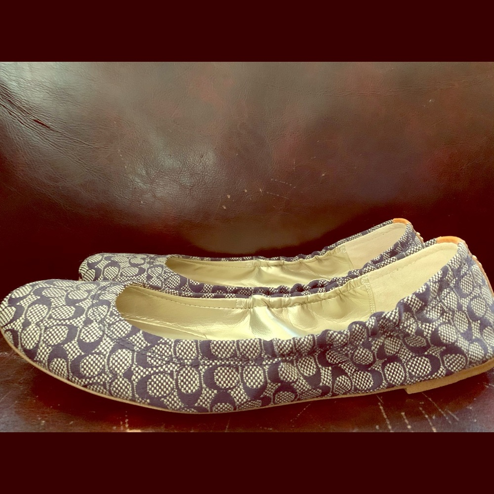 Coach brand loafers n/a